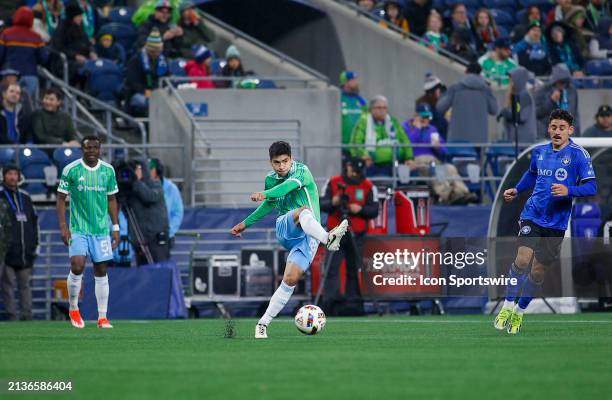 Seattle Sounders midfielder Obed Vargas crosses the ball across the pitch during a MLS matchup between CF Montréal and the Seattle Sounders on April...