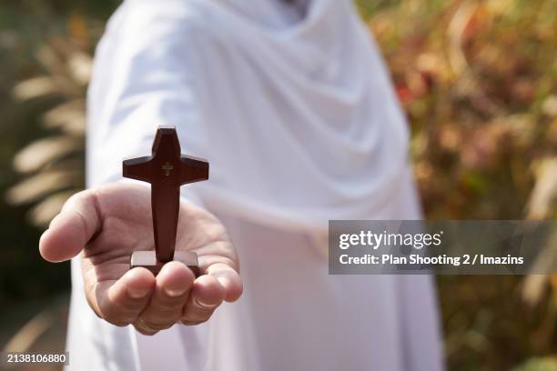 religion, jesus christ, prayer, cross - jesus i trust in you stockfoto's en -beelden