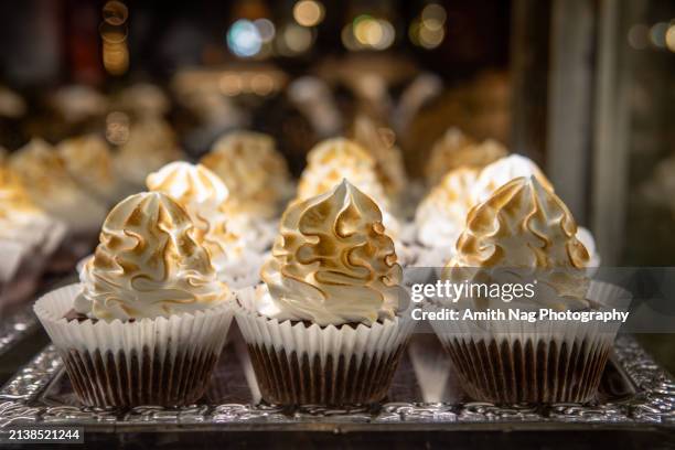 gooey chocolate muffins - vanilla stock pictures, royalty-free photos & images