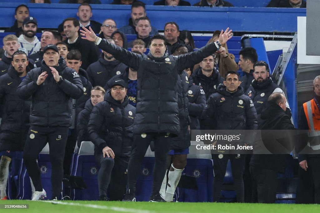 Chelsea FC v Manchester United - Premier League