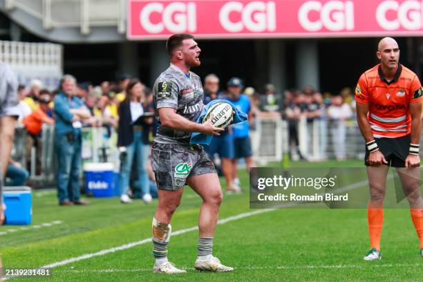 Etienne FOURCADE of Clermont during the EPCR Challenge Cup match between Clermont and Cheetahs at Stade Marcel Michelin on April 6, 2024 in...