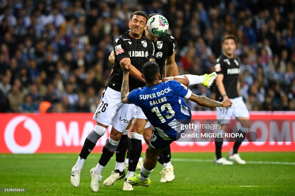TOPSHOT-FBL-POR-LIGA-PORTO-VITORIA GUIMARAES
