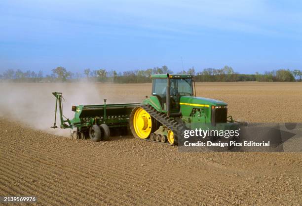 1,970 Rice Tractor Stock Photos, High-Res Pictures, and Images - Getty ...