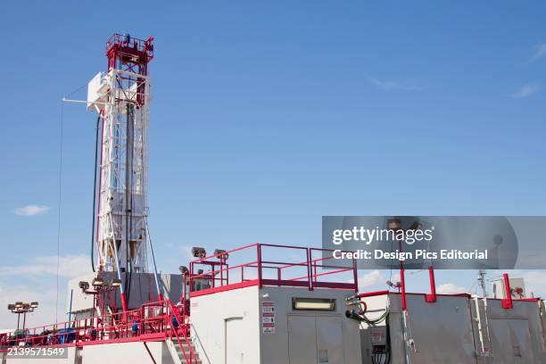 1,373 Oil Rig Service Stock Photos, High-Res Pictures, and Images ...