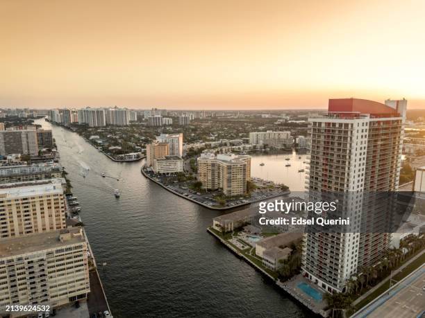 waterway intercoastal in hallandale beach. miami, state of florida, usa. - florida v florida state stock pictures, royalty-free photos & images