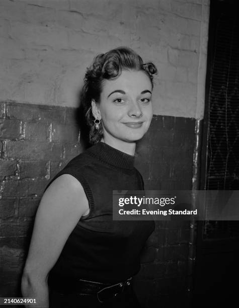 British actress Jacqueline Hill wearing a sleeveless top, December 2nd 1953.