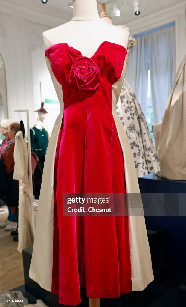 Bonhams Cornette de Saint Cyr Celebartes One Century Of Haute Couture