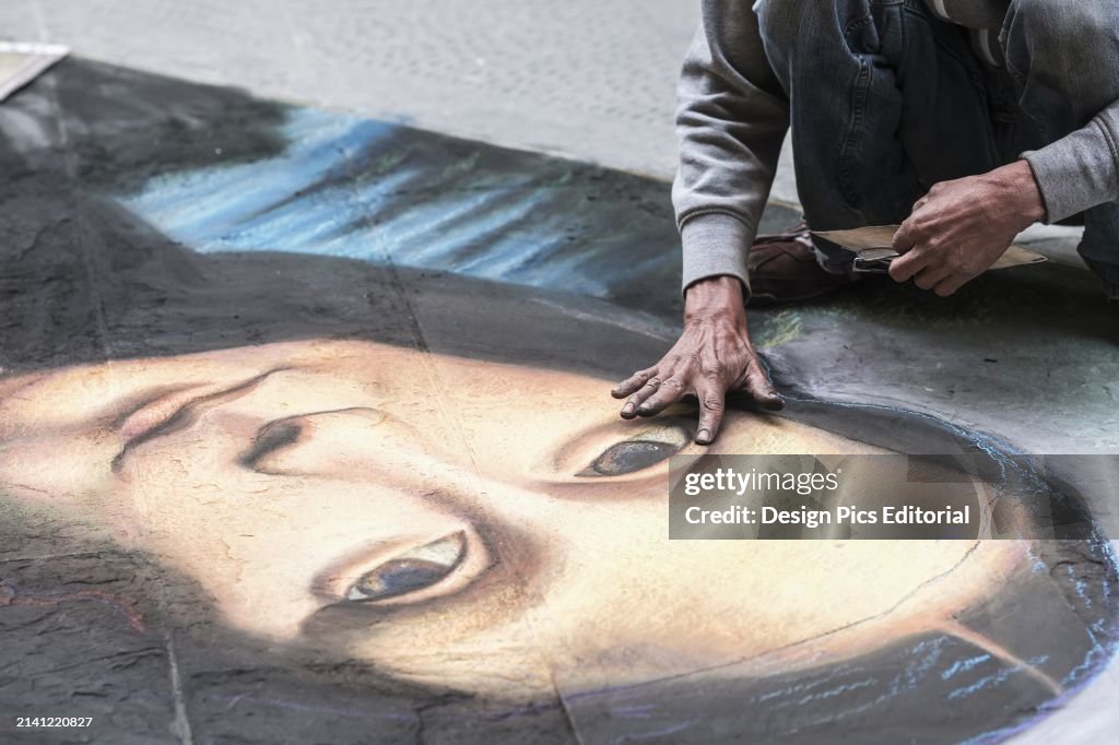 Mona Lisa by a pavement artist. Florence, Tuscany, Italy