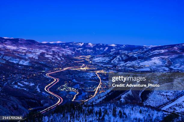 exposición escénica de invierno en el valle de vail - avon colorado fotografías e imágenes de stock