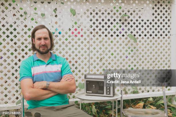 retro 1980s dad, angry man portrait, vintage family photo - 1980 stock pictures, royalty-free photos & images