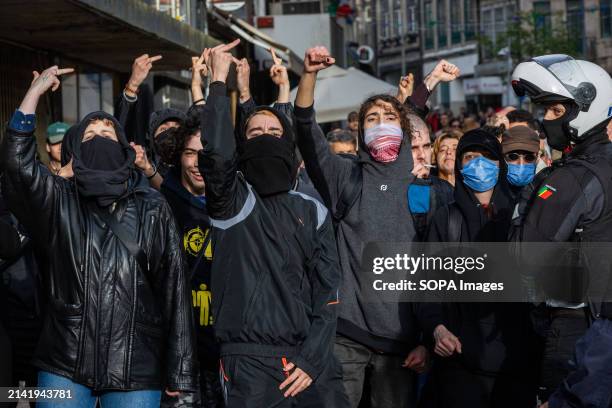 Anti-fascists sympathizers are seen protesting against the far-right demonstration. Around two hundred far-right protesters demonstrated in Porto...