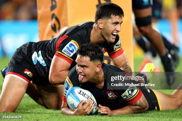 Daniel Rona of the Chiefs scores a try during the round seven Super Rugby Pacific match between Chiefs and Moana Pasifika at FMG Stadium Waikato, on...