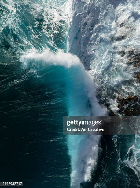 drone image showing a rolling wave from directly above, alpes-maritimes, france - air france stock pictures, royalty-free photos & images