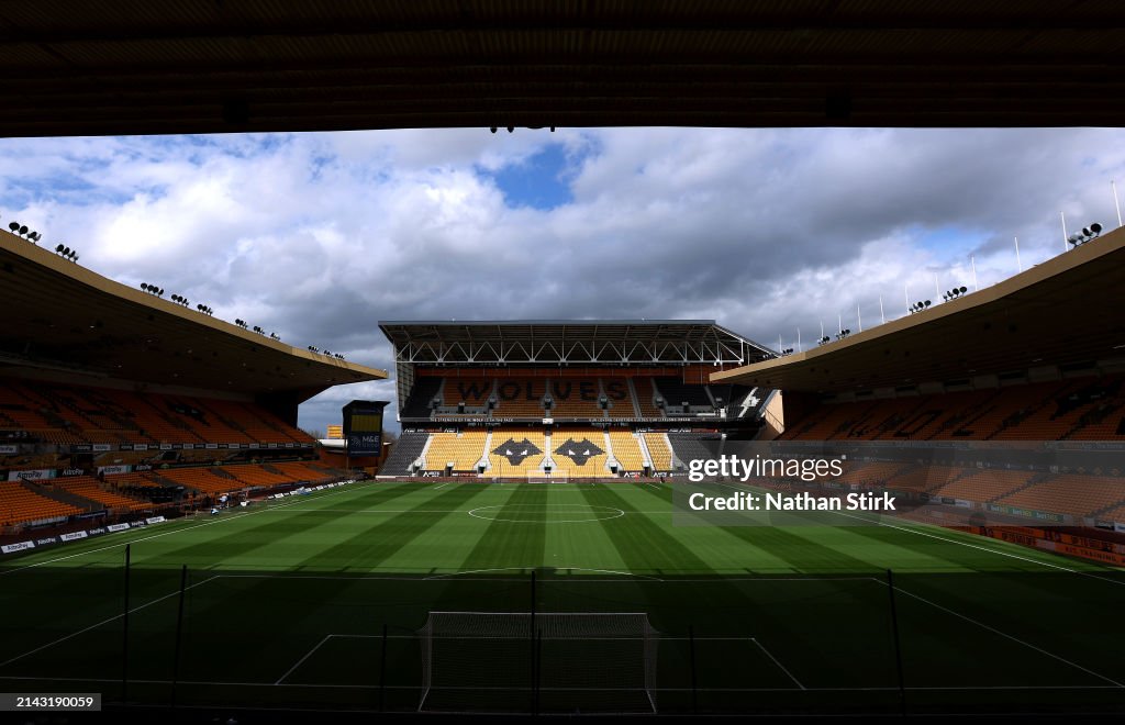 Wolverhampton Wanderers v West Ham United - Premier League