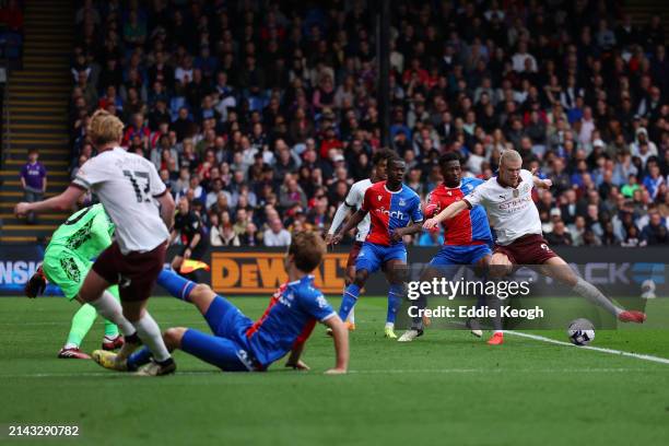 Erling Haaland of Manchester City scores his team's third goal during the Premier League match between Crystal Palace and Manchester City at Selhurst...