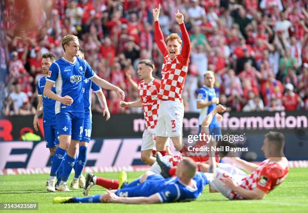 Sepp van den Berg of 1.FSV Mainz 05 celebrates after Maxim Leitsch of 1.FSV Mainz 05 scores the teams first goal during the Bundesliga match between...