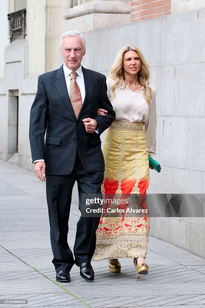 Major of Madrid, José Luis Martínez-Almeida, And Teresa Urquijo Get Married In Madrid