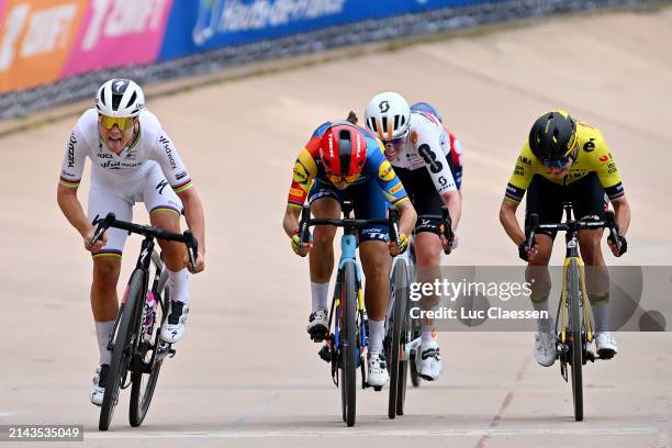 Lotte Kopecky of Belgium and Team SD Worx - Protime, Elisa Balsamo of Italy and Team Lidl - Trek, Pfeiffer Georgi of The United Kingdom and Team...