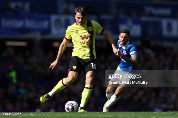 Sander Berge of Burnley passes the ball during the Premier League match between Everton FC and Burnley FC at Goodison Park on April 06, 2024 in...