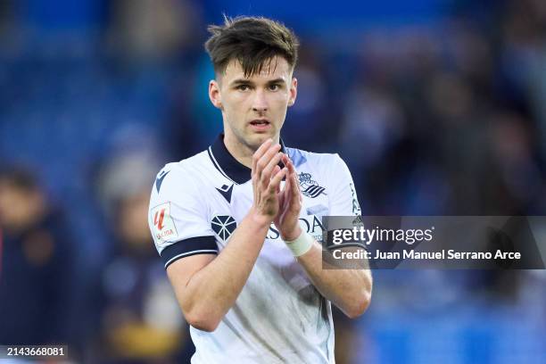 Kieran Tierney of Real Sociedad reacts after the LaLiga EA Sports match between Deportivo Alaves and Real Sociedad at Estadio de Mendizorroza on...