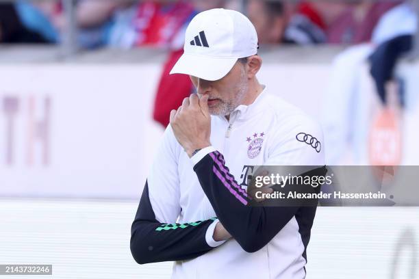 Thomas Tuchel, Head Coach of FC Bayern München, looks dejected during the Bundesliga match between 1. FC Heidenheim 1846 and FC Bayern München at...