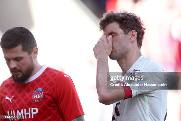 Thomas Müller of FC Bayern München looks dejected during the Bundesliga match between 1. FC Heidenheim 1846 and FC Bayern München at Voith-Arena on...