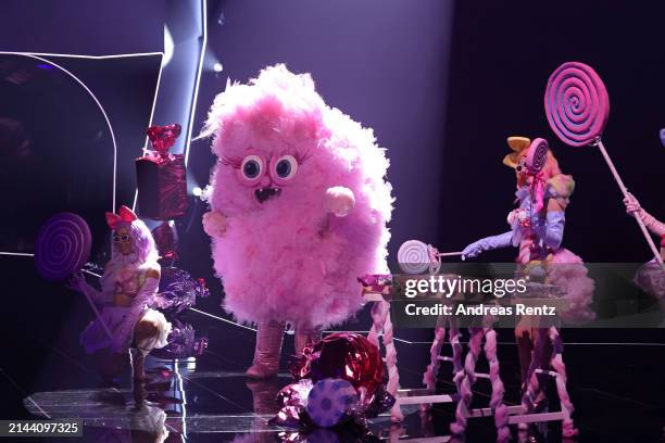 Die Zuckerwatte" performs on stage during the first showing of Season 10 of "The Masked Singer" at MMC Studios on April 06, 2024 in Cologne, Germany.