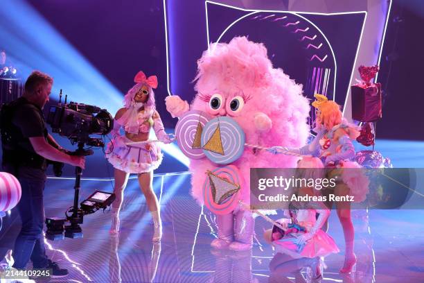 Die Zuckerwatte" performs on stage during the first showing of Season 10 of "The Masked Singer" at MMC Studios on April 06, 2024 in Cologne, Germany.