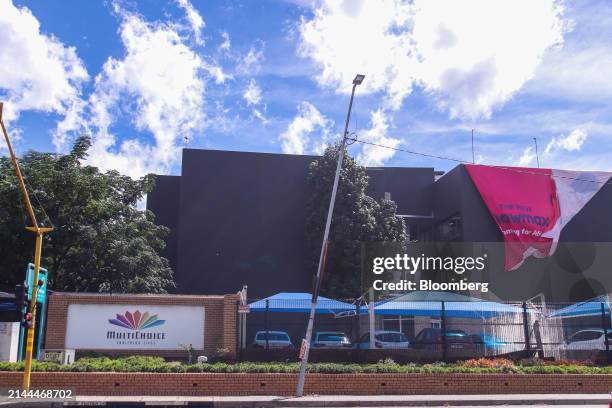 1,152 Showmax Stock Photos, High-Res Pictures, and Images - Getty Images
