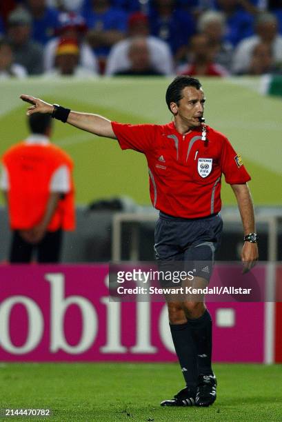Jorge Larrionda, FIFA Referee pointing during the FIFA World Cup Finals 2006 Group E match between Italy and Usa at Fritz Walter Stadion on June 17,...