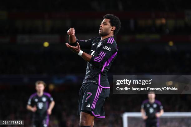 Serge Gnabry of Bayern Munich celebrates scoring their 1st goal during the UEFA Champions League quarter-final first leg match between Arsenal FC and...