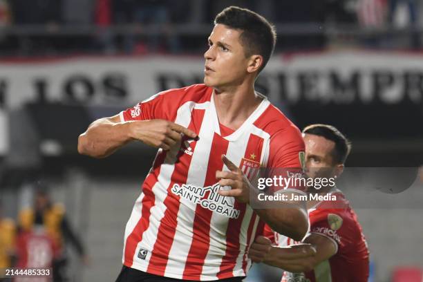 Guido Carrillo of Estudiantes celebrates after scoring the team's first goal during the Copa CONMEBOL Libertadores 2024 Group C match between...