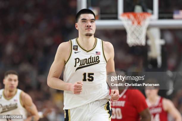 Zach Edey of the Purdue Boilermakers jogs across the court in the second half against the North Carolina State Wolfpack in the NCAA Men's Basketball...