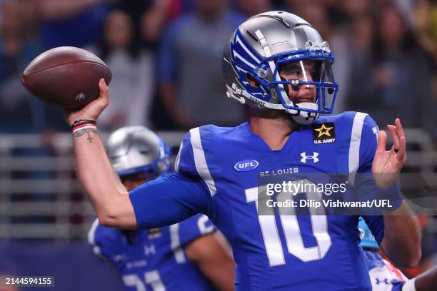 Mccarron of the St. Louis Battlehawks looks to pass in the first half during a game against the Arlington Renegades at The Dome at America’s Center...