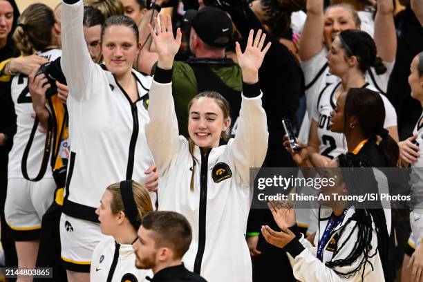 Su Ediger 63 Aj Ediger Photos & High Res Pictures - Getty Images