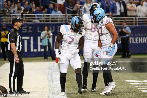 De'veon Smith of the Arlington Renegades and teammates celebrate a touchdown during a game against the St. Louis Battlehawks at The Dome at America’s...