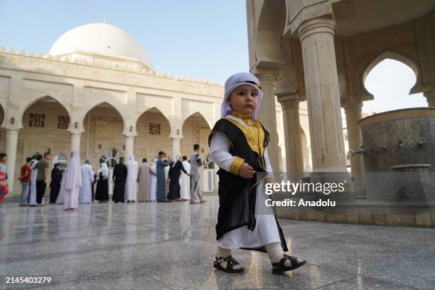 Muslims In Iraq 1,884 Mosul Mosque Stock Photos, High-Res Pictures, and Images - Getty ...