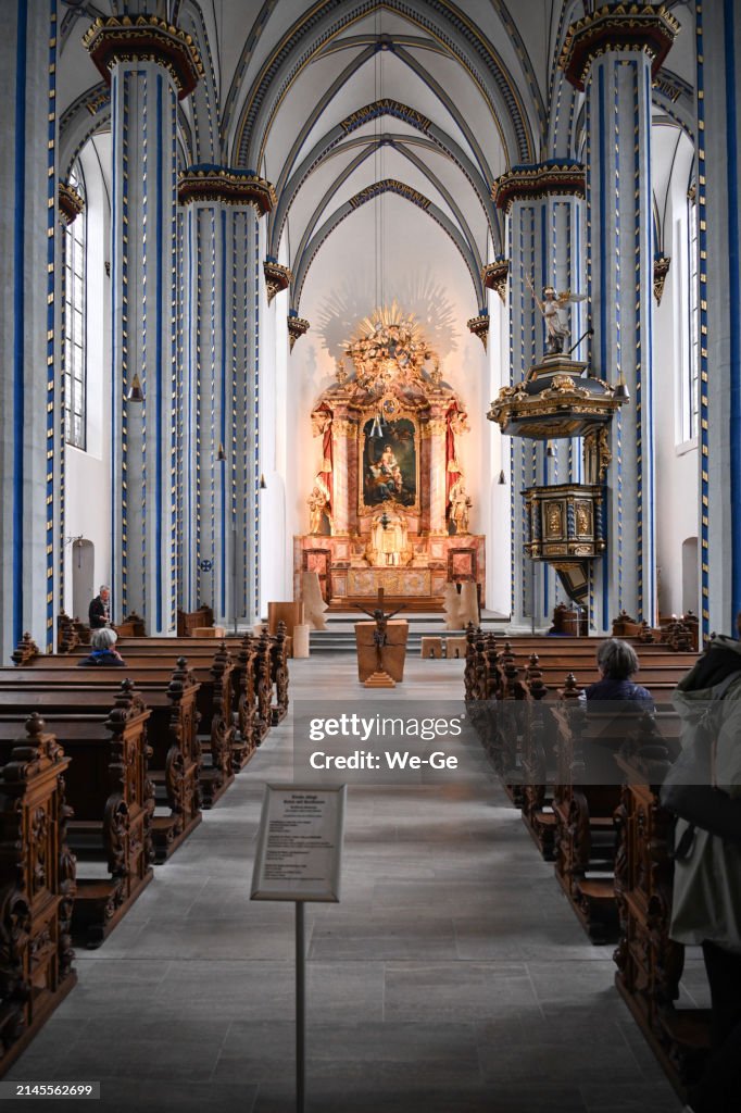Die Namen-Jesu-Kirche in der Bonngasse in der Bonner Innenstadt.