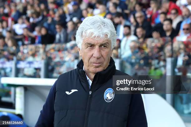 Atalanta's coach Gian Piero Gasperini looks on during the Serie A TIM match between Cagliari and Atalanta BC - Serie A TIM at Sardegna Arena on April...