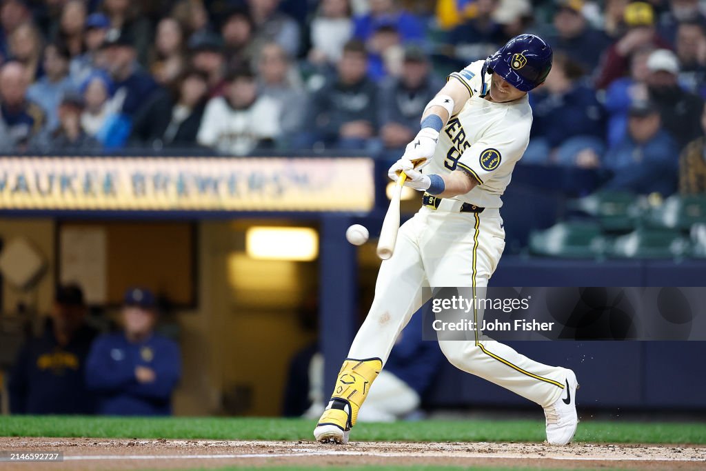 Seattle Mariners v Milwaukee Brewers
