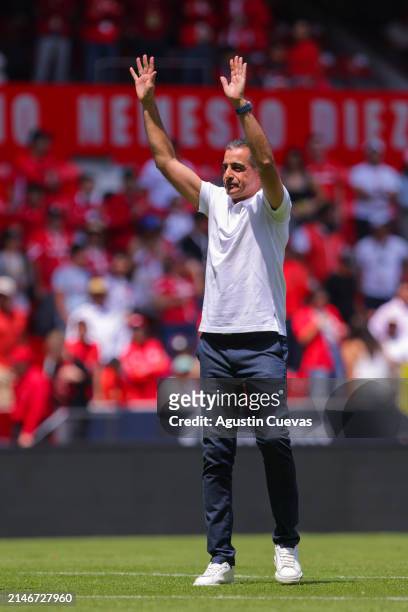 Renato Alves, coach of Toluca reacts during the 14th round match between Toluca and Atlas as part of the Torneo Clausura 2024 Liga MX at Nemesio Diez...