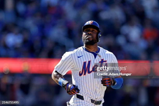 Starling Marte of the New York Mets in action against the Milwaukee Brewers during the sixth inning at Citi Field on March 31, 2024 in New York City.