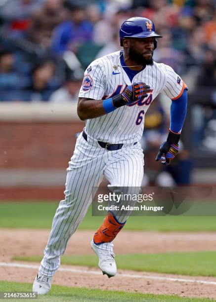 Starling Marte of the New York Mets in action against the Milwaukee Brewers during the eighth inning at Citi Field on March 31, 2024 in New York City.