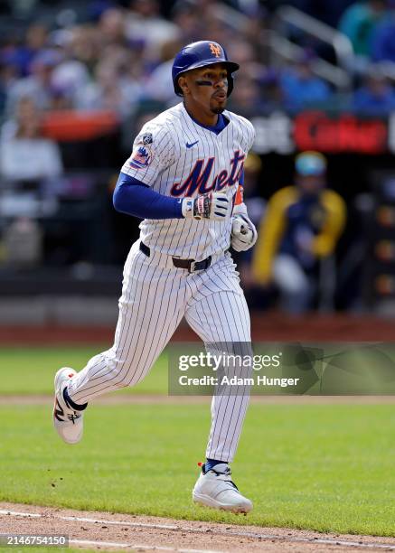 Francisco Lindor of the New York Mets in action against the Milwaukee Brewers during the seventh inning at Citi Field on March 31, 2024 in New York...