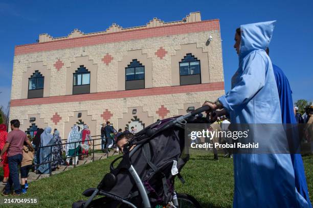 Muslims of different nationalities living in United States gather to perform Eid al-Fitr prayer, marking the end of the fasting month of Ramadan at...