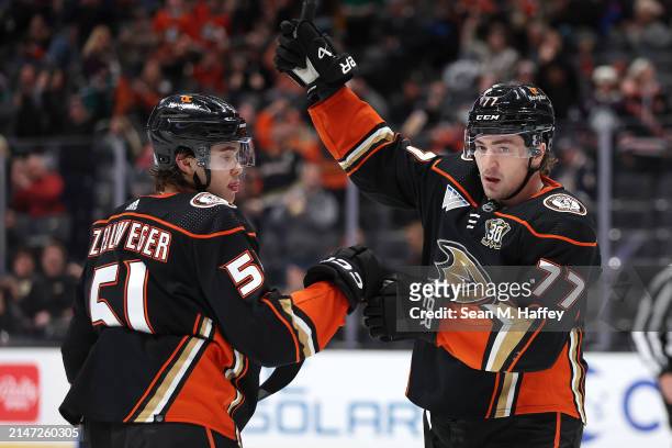 Olen Zellweger congratulates Frank Vatrano of the Anaheim Ducks after his goal during the second period of a game against the St. Louis Blues at...