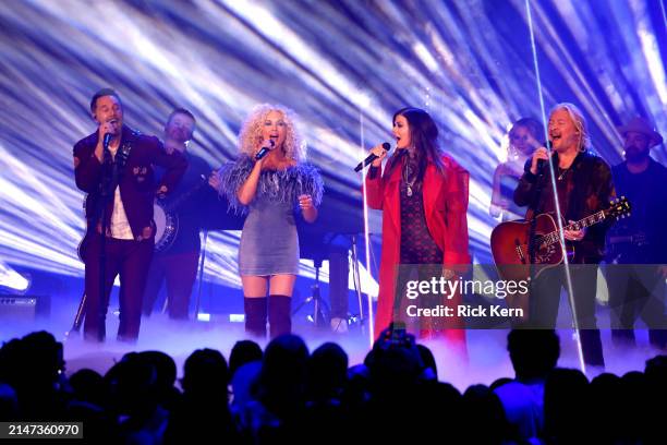 Jimi Westbrook, Kimberly Schlapman, Karen Fairchild and Philip Sweet of Little Big Town perform onstage during the 2024 CMT Music Awards at Moody...