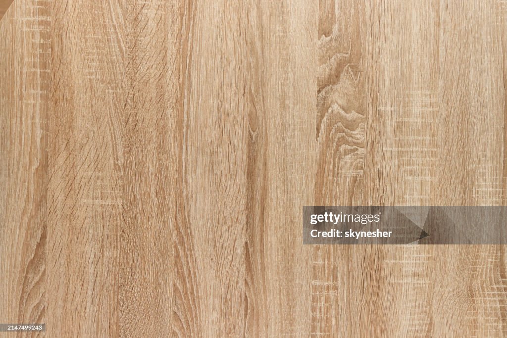 木製の質感を与えます。