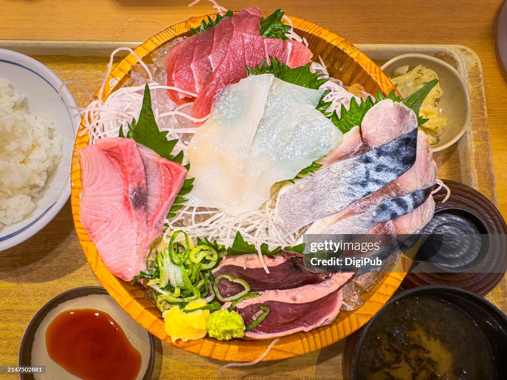 Hangiri Harmony: A Symphony of Sashimi