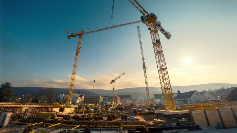 https://media.gettyimages.com/id/2147519819/video/time-lapse-footage-of-a-large-construction-site.jpg?b=1&s=640x640&k=20&c=h5IKPURw8BypynNvDLQbv1VyBA7SmjIiyqBZStPkl7w=